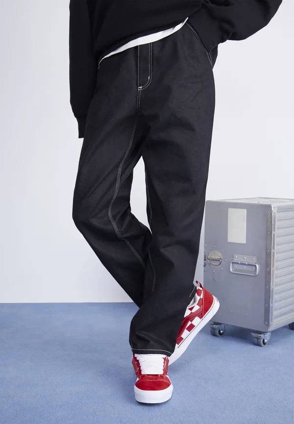 SIMPLE PANT - Relaxed fit jeans - black