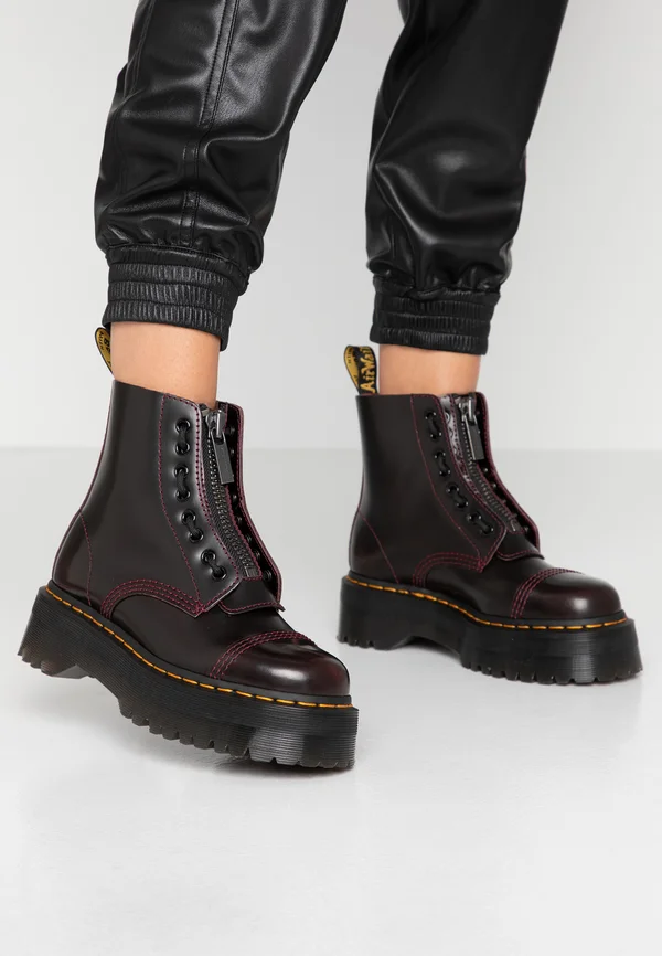 SINCLAIR - Platform ankle boots - cherry red arcadia