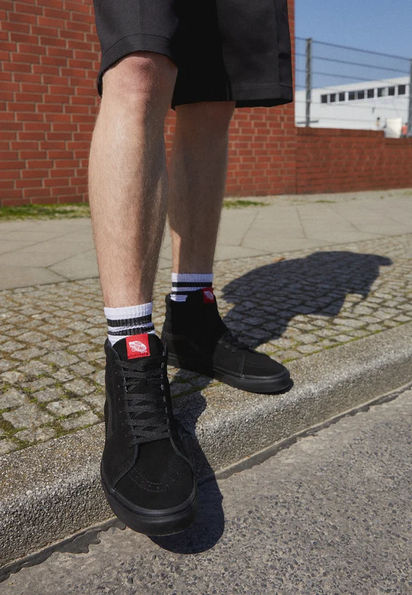 SK8-HI UNISEX - High-top trainers - black