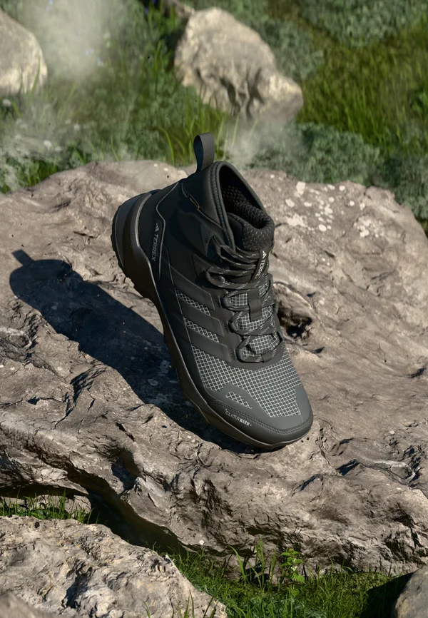 SKYCHASER AX5 MID GTX CLIMA - Winter boots - core black/carbon