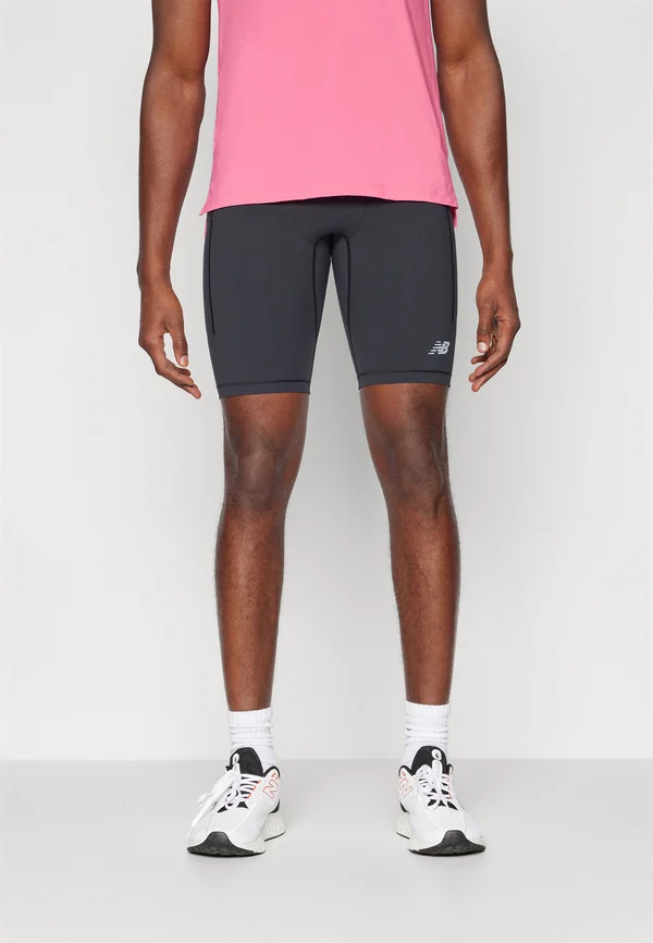 SLEEK POCKET HALF  - Short running tights - black