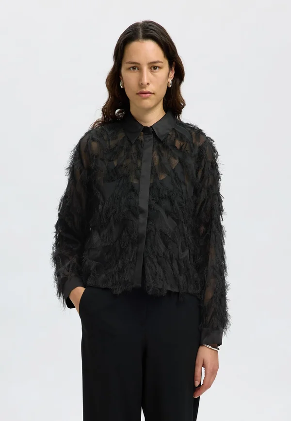 SLFMYLINE FLUFFY CROPPED - Button-down blouse - black