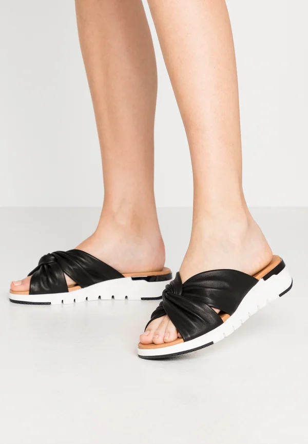SLIDES - Mules - black