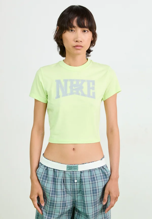SLIM CROP TEE STREET - Print T-shirt - lime
