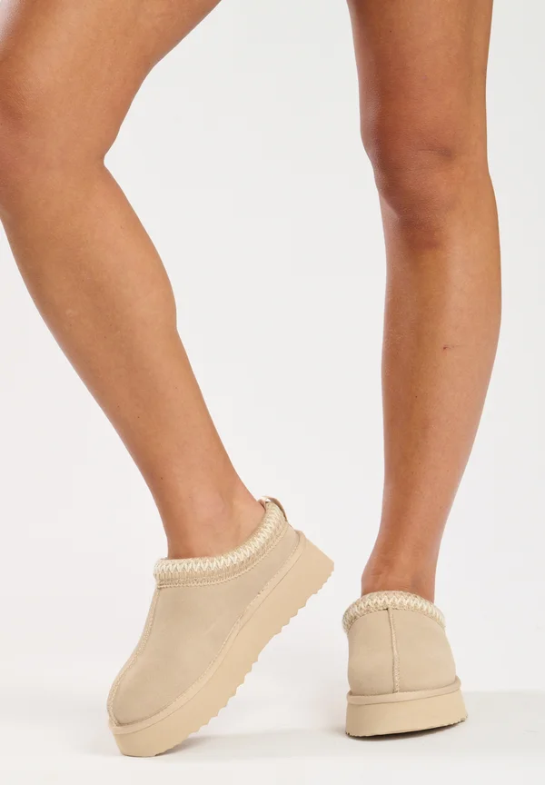 SLIP ON PLATFORM - Slippers - beige