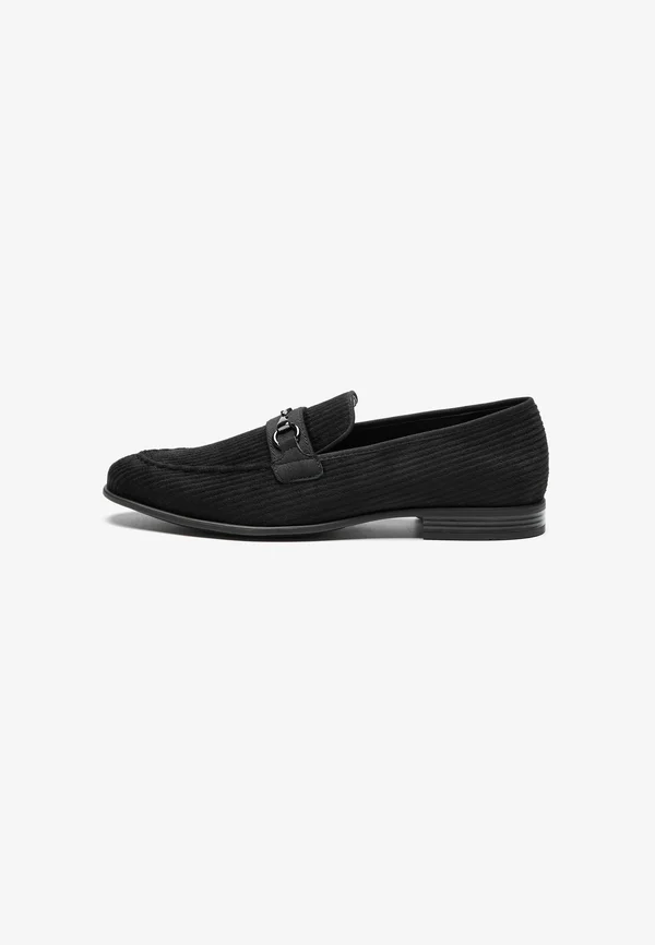 Slip-ons - black
