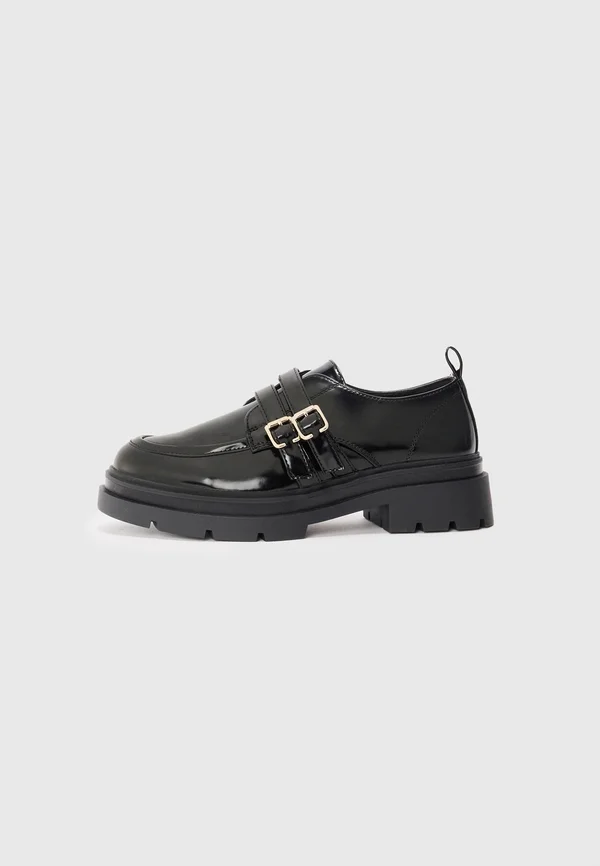 Slip-ons - black