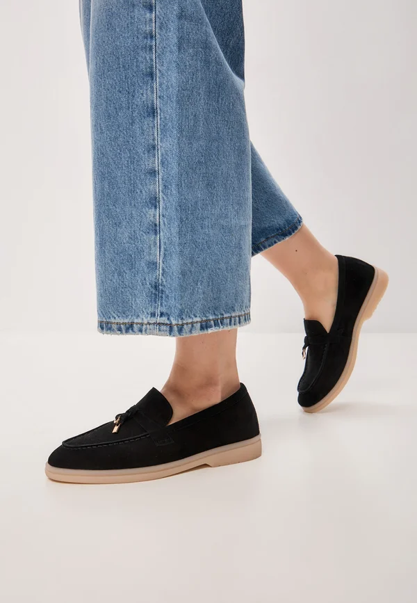Slip-ons - black
