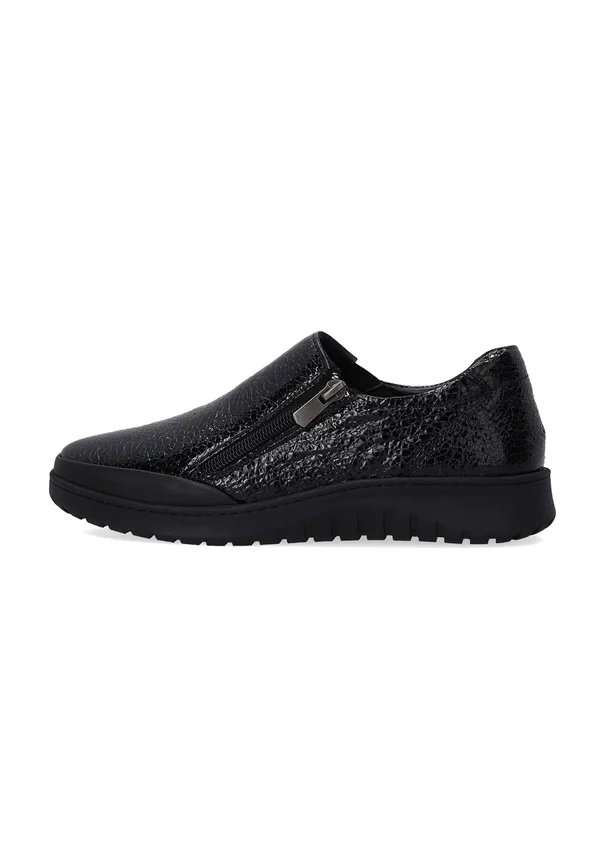 Slip-ons - black