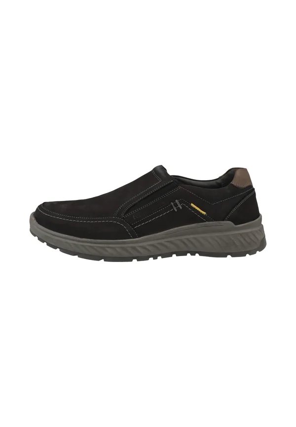 Slip-ons - brown