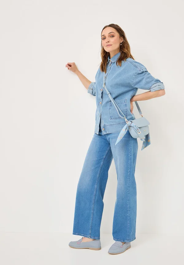 Slip-ons - light blue