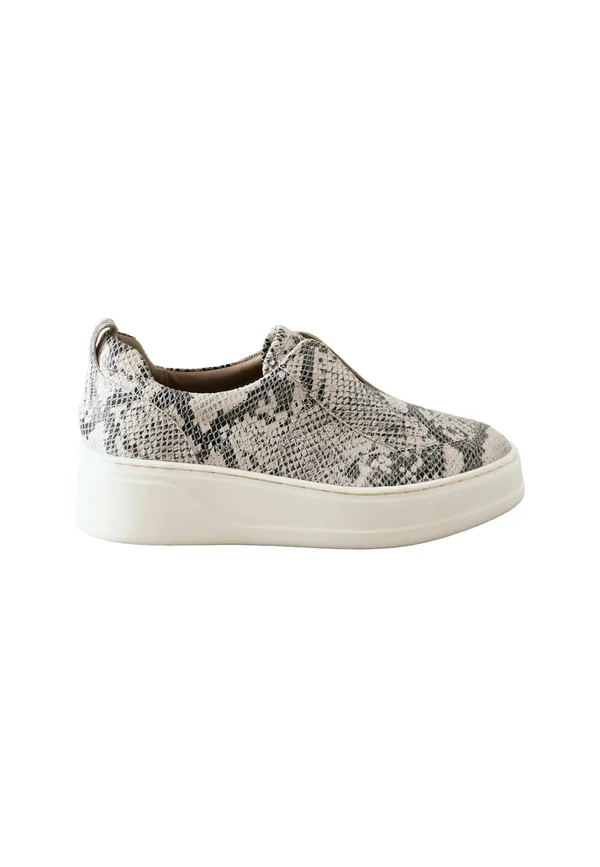 Slip-ons - snake