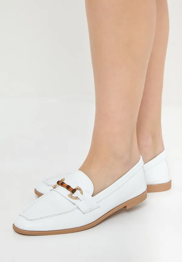 Slip-ons - white