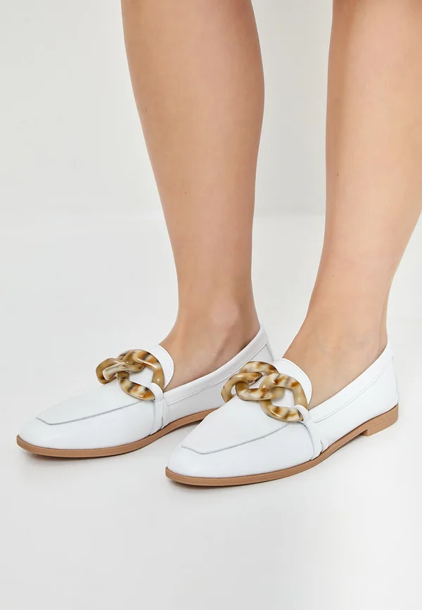 Slip-ons - white