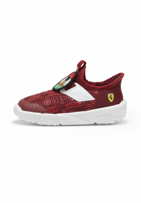 SLIPKART - Slip-ons - intense red rosso corsa