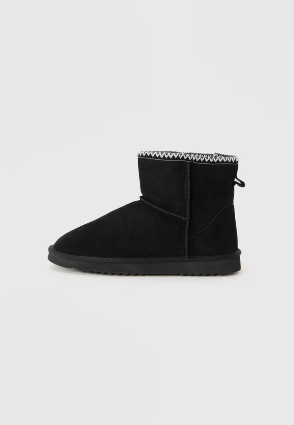 Slippers - black