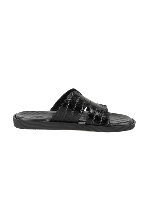 Slippers - black