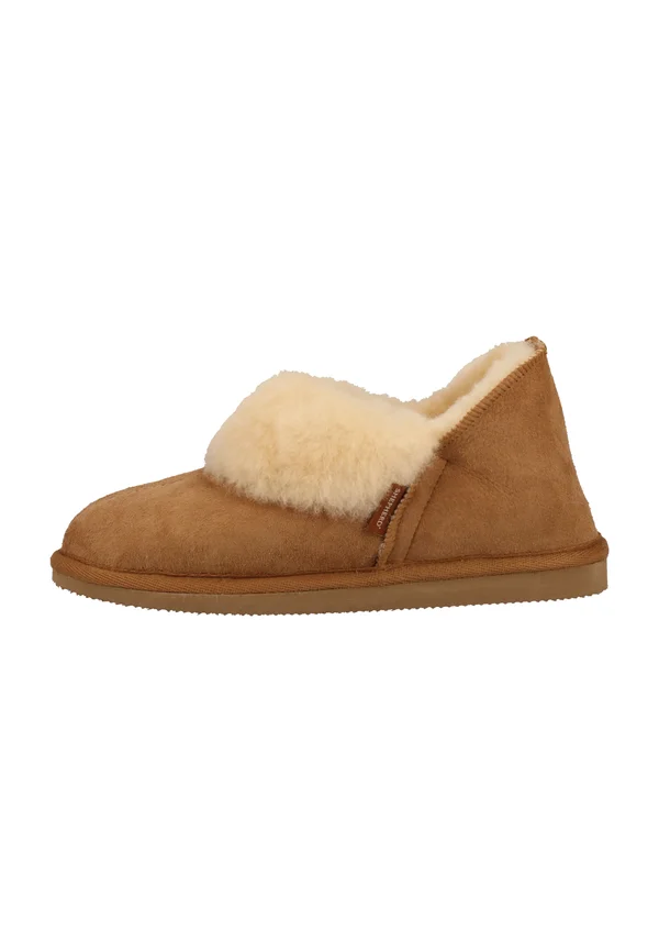 Slippers - chestnut