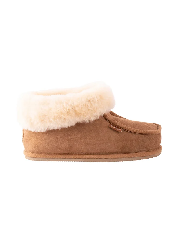 Slippers - chestnut