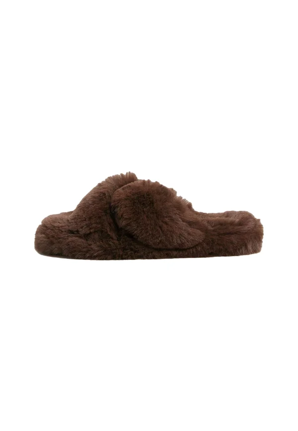 Slippers - chocolate brown