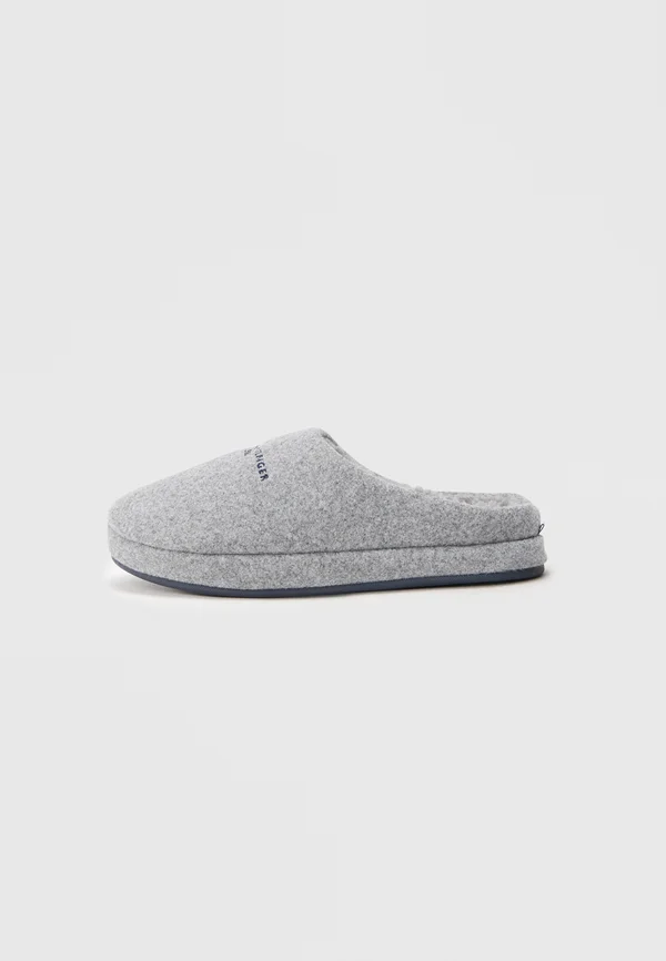 Slippers - universal grey