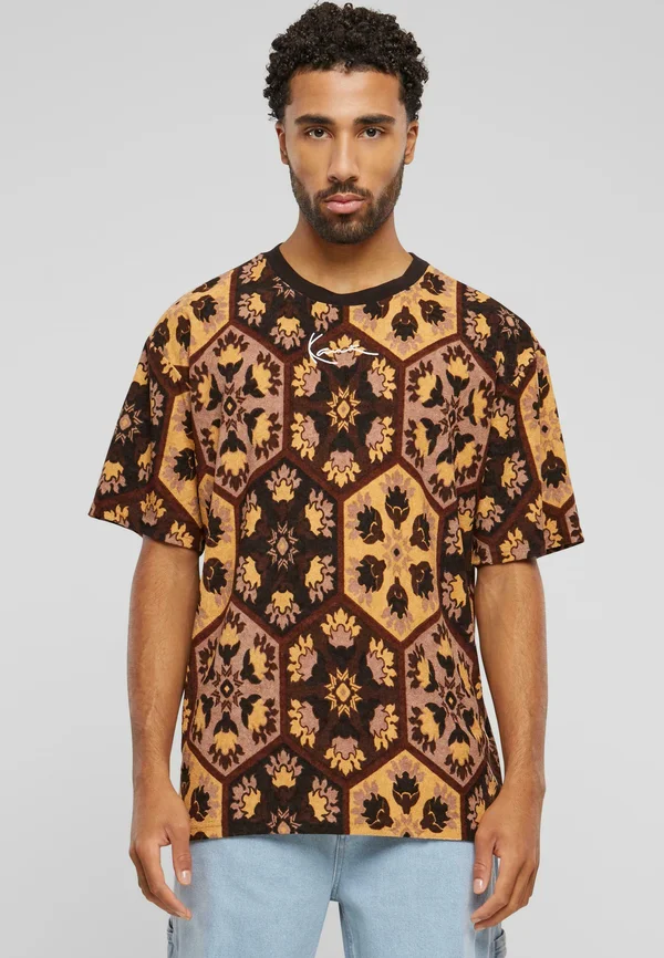 SMALL SIGNATURE TILE TEE - Print T-shirt - brown sand taupe