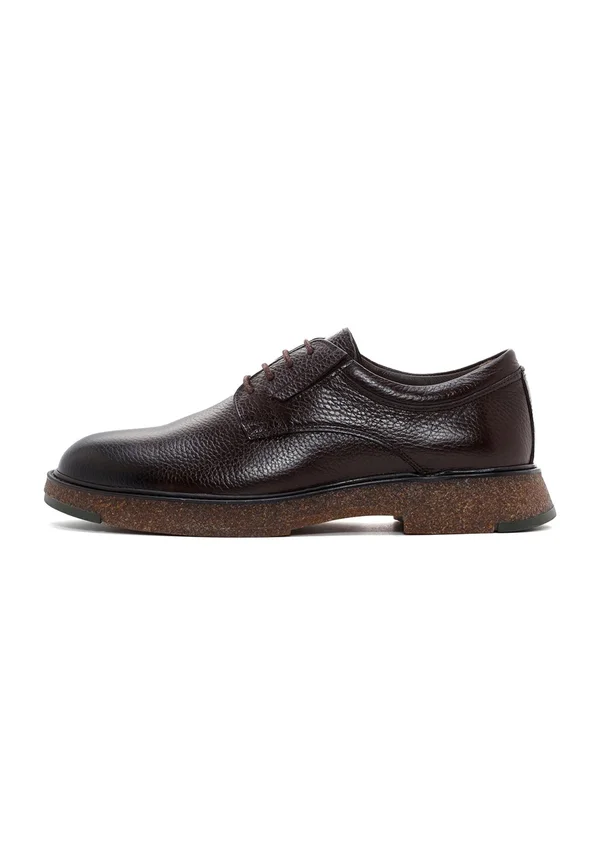 Smart lace-ups - brown