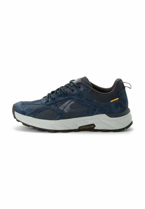 SNEAKER MIT GRIFFIGER SOHLE - Trainers - marine