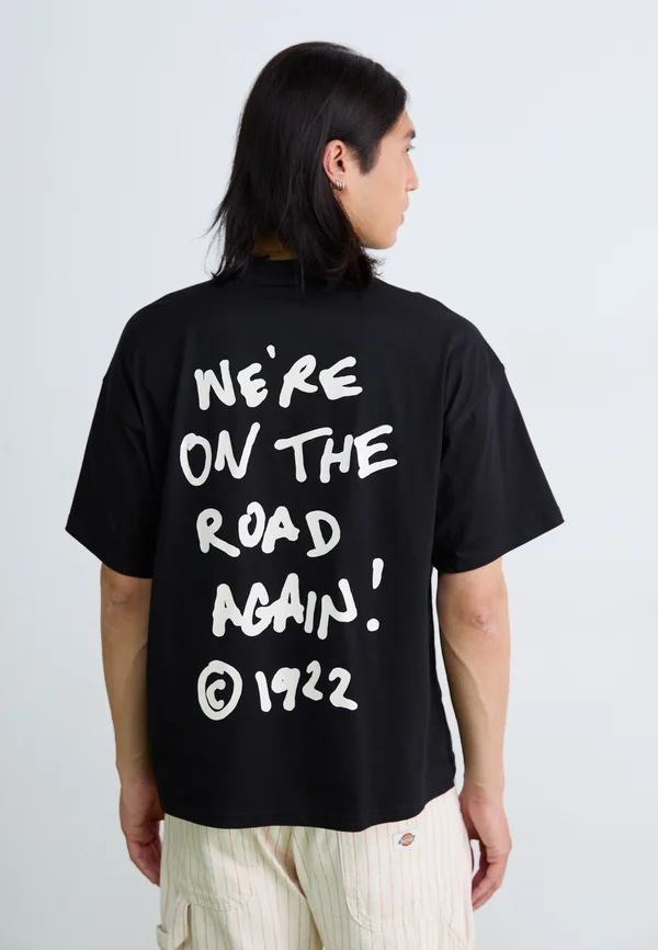 SNEEDVILLE TEE - Print T-shirt - black