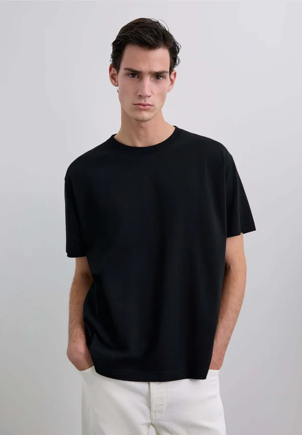 SOLID - Basic T-shirt - black