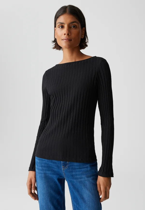 SOVKE - Long sleeved top - black