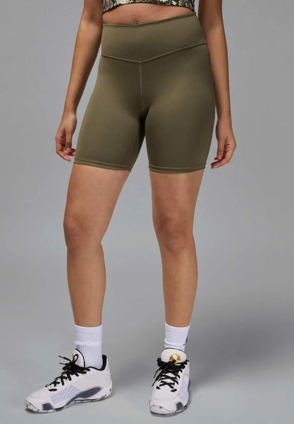 SPORT LEGGING SHORT  - Leggings - medium olive white