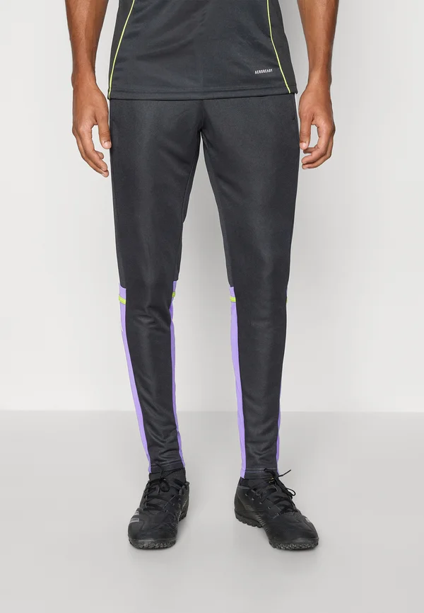 SQUADRA25 TRAINING PANT - Tracksuit bottoms - black/purple rush