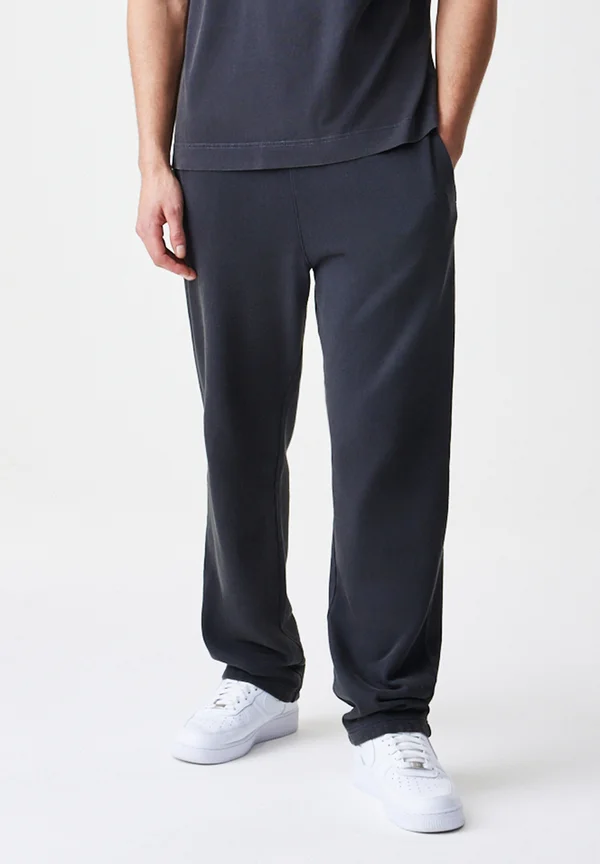 STRGHT JOGGER - Tracksuit bottoms - black