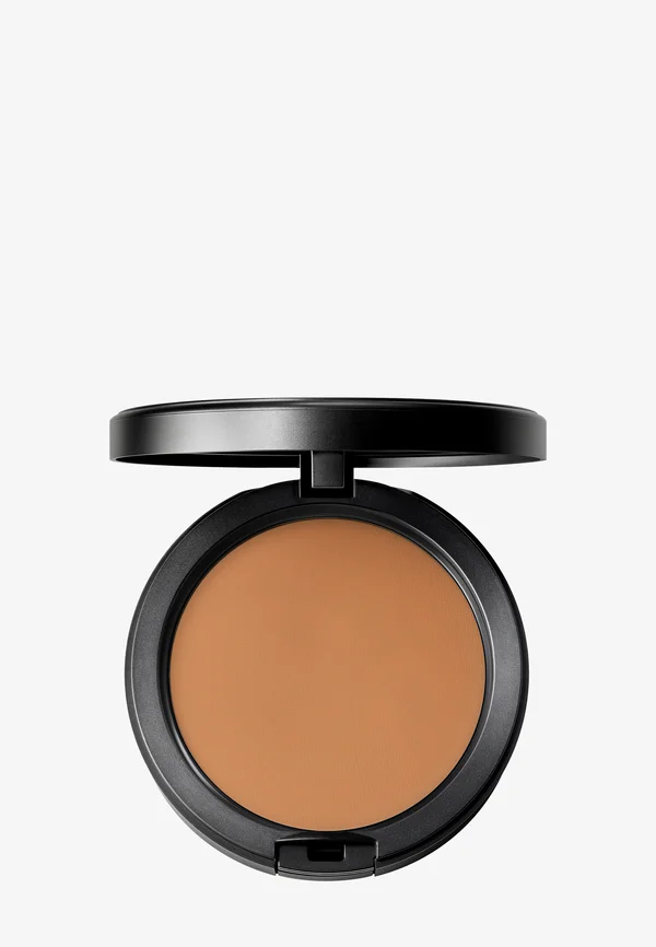 STUDIO FIX POWDER PLUS FOUNDATION - Foundation - c45