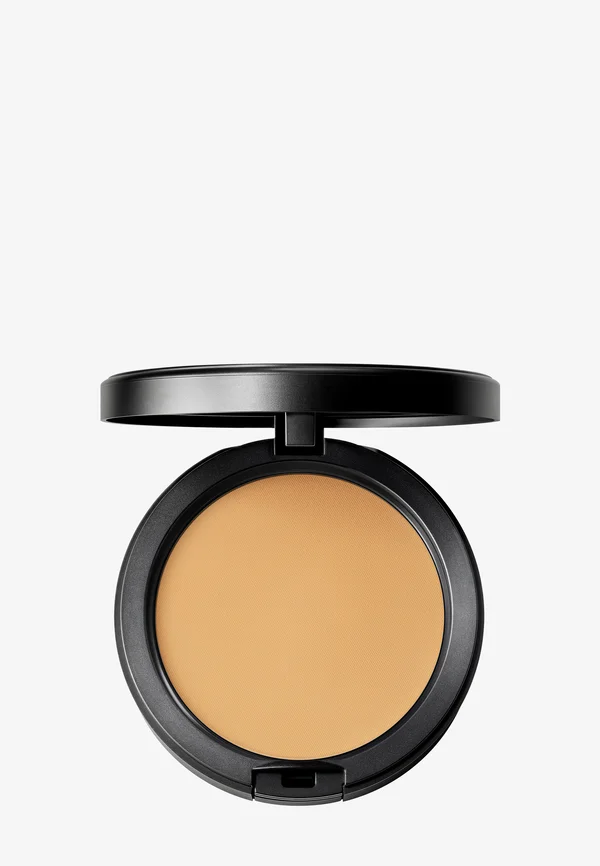 STUDIO FIX POWDER PLUS FOUNDATION - Foundation - nc37