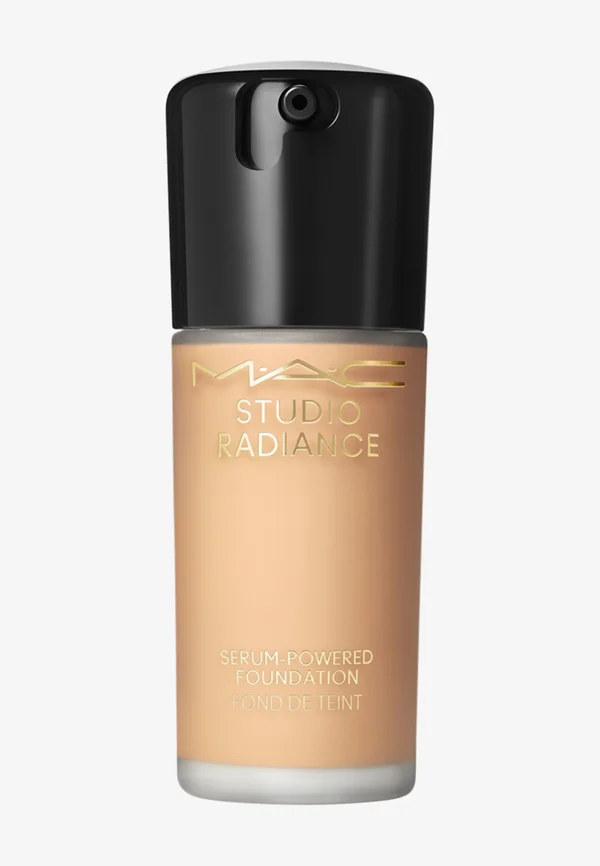 STUDIO RADIANCE SERUM-POWERED FOUNDATION - Foundation - nc35