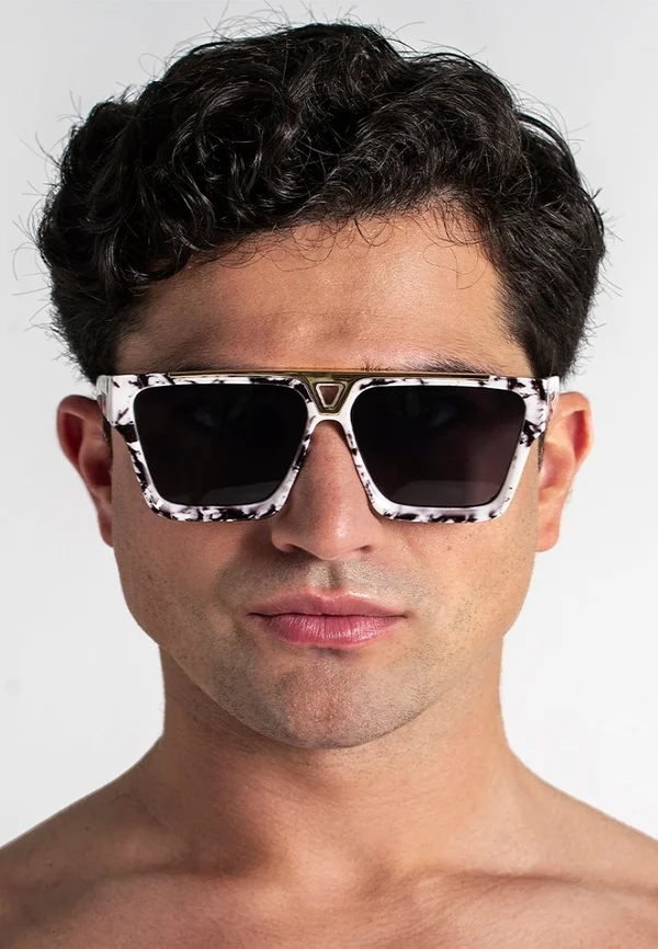 Sunglasses - white