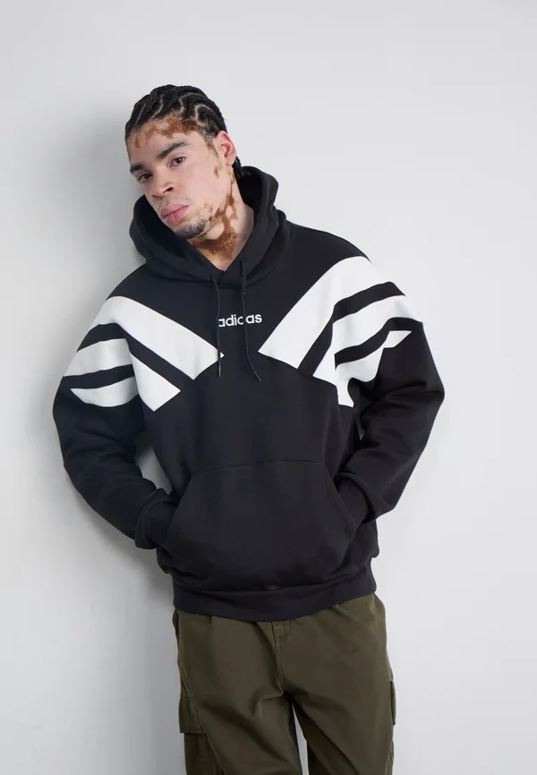 Sweatshirt - black