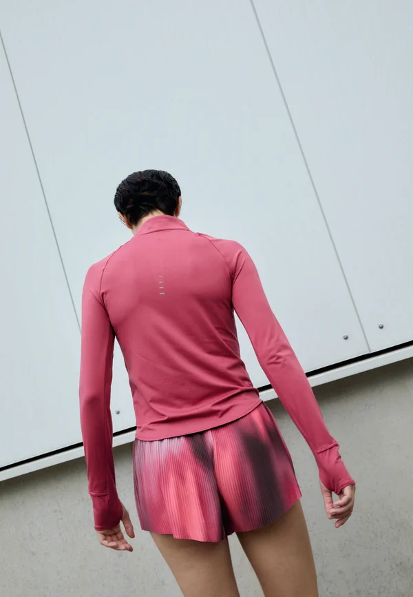 SWIFT - Long sleeved top - sweet beet/(reflective silv)