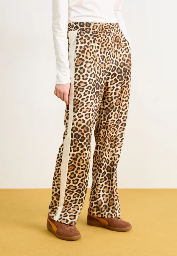 T7 LEO LUXE STRAIGHT PANTS  - Tracksuit bottoms - alpine snow