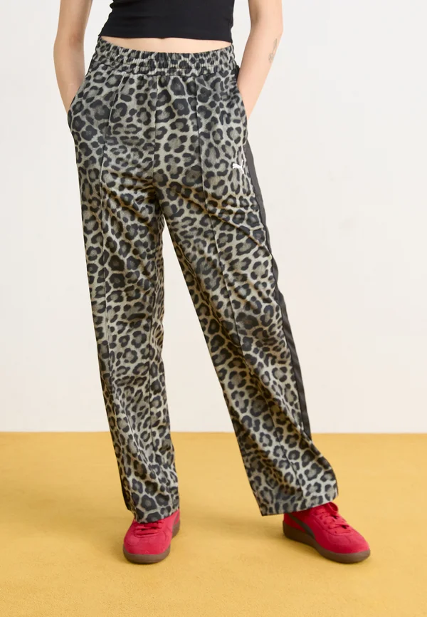 T7 LEO LUXE STRAIGHT PANTS  - Tracksuit bottoms - black