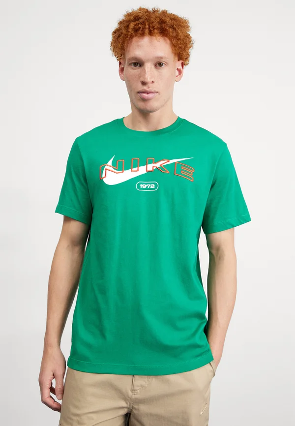TEE CLUB - Print T-shirt - malachite