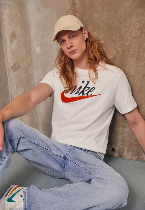 TEE FUTURA - Print T-shirt - white