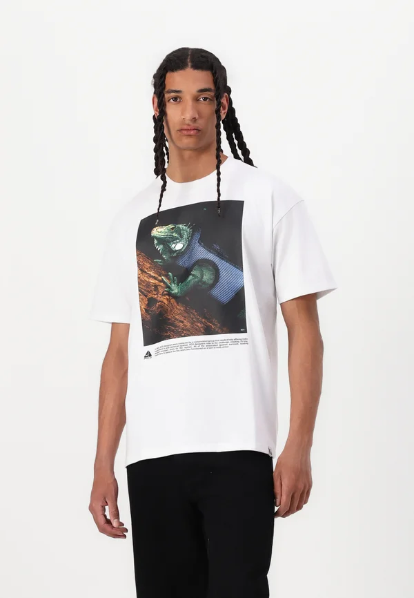 TEE IGUANA - Print T-shirt - summit white