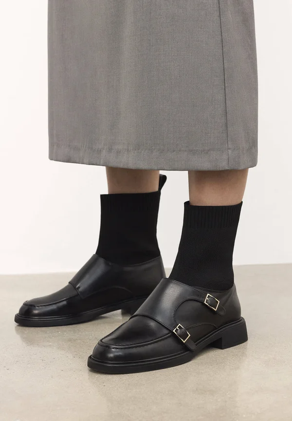 TEODORA - Classic ankle boots - black