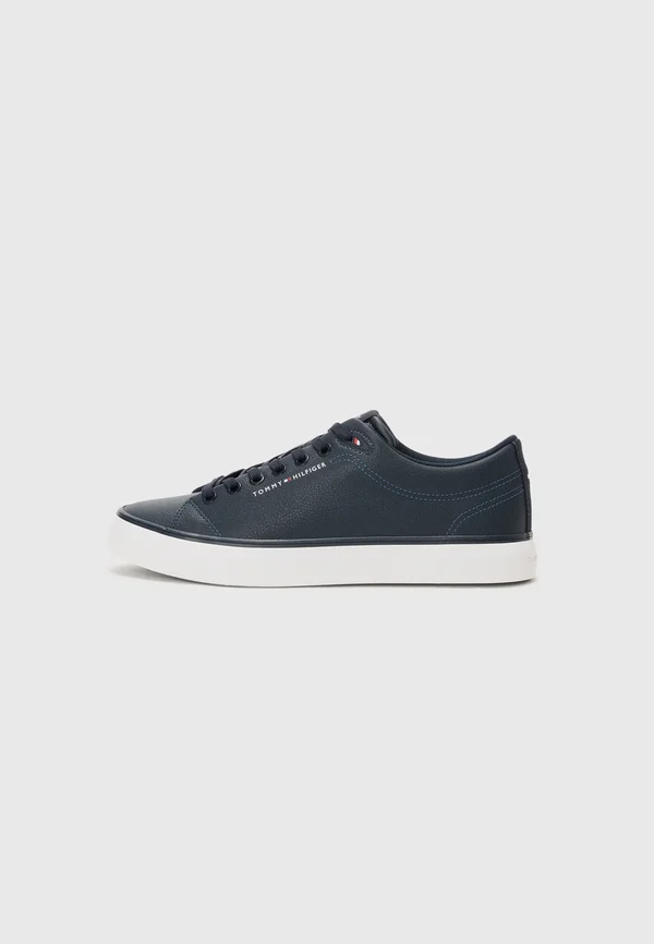 TH HI VULC CORE - Trainers - desert sky