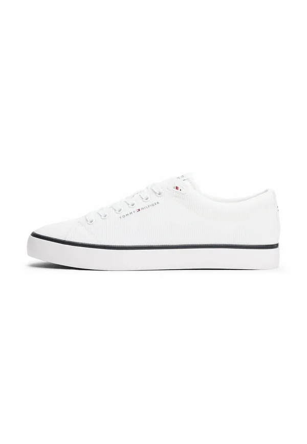 TH VULC CORE - Trainers - white