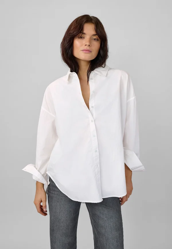 THE BOXY  - Button-down blouse - bright white