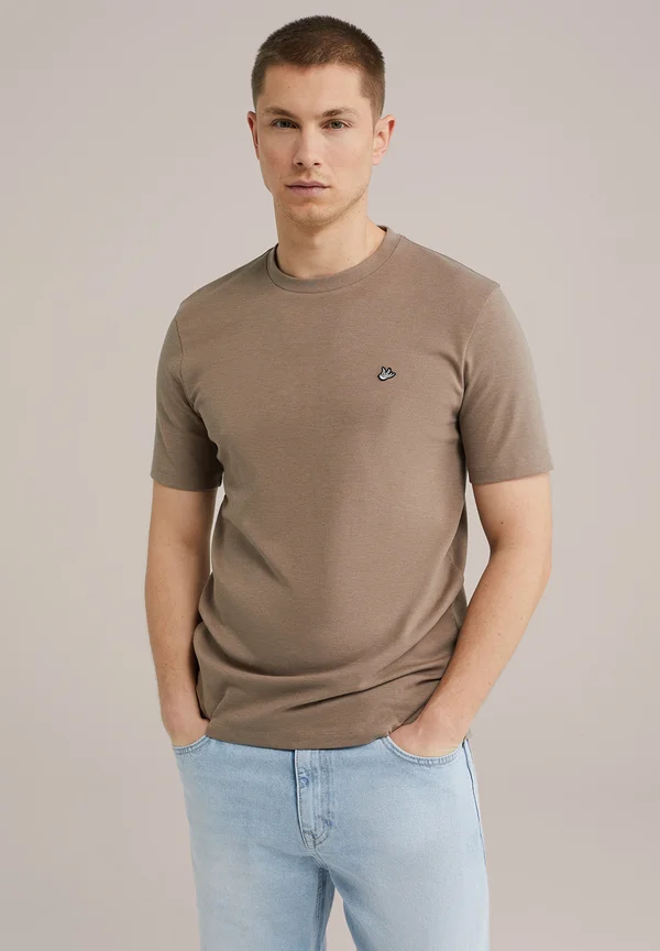THE ULTRA SOFT - Basic T-shirt - brown